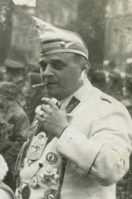Hans Siemes †